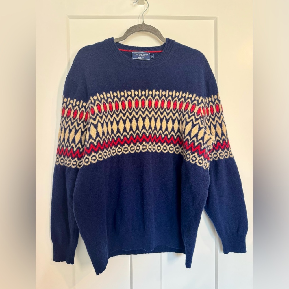 Vineyard Vines Navy Crewneck Sweater with Red and Cream Pattern